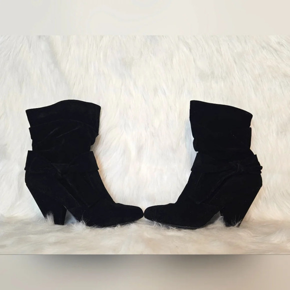 Venus Knotted Bow Slouchy Boots - Picture 5 of 7